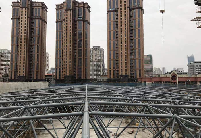 河间螺栓球网架结构