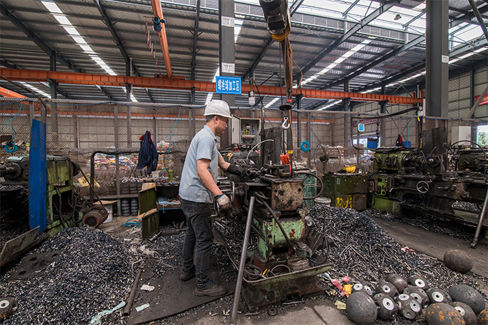 河间网架配件-螺栓球加工车间